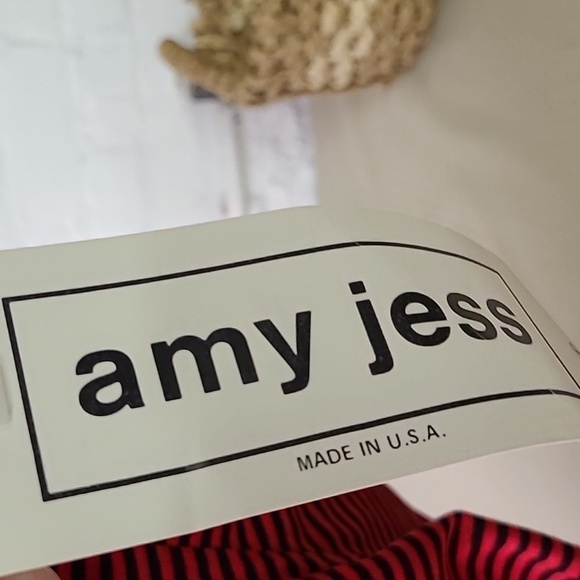 Amy Jess AUTHENIC 80s NWT Top Red and Black - Picture 4 of 8